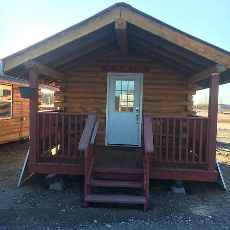 Alaska Log Cabins On The Pond Clear Creek Park Екстериор снимка